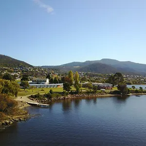 Riverfront & Restaurant Aparthotel Hobart